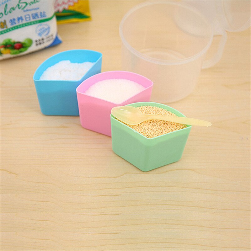 Cute Multi-grid tarro de especias sazonador caja creativa multiusos cocina transparente especias sal pimienta cuchara redonda botellas de almacenamiento