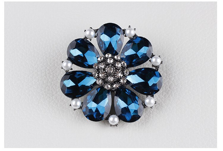 Blue Glass Crystal Bauhinia Flower Brooch Pins for Sweater: XD6385