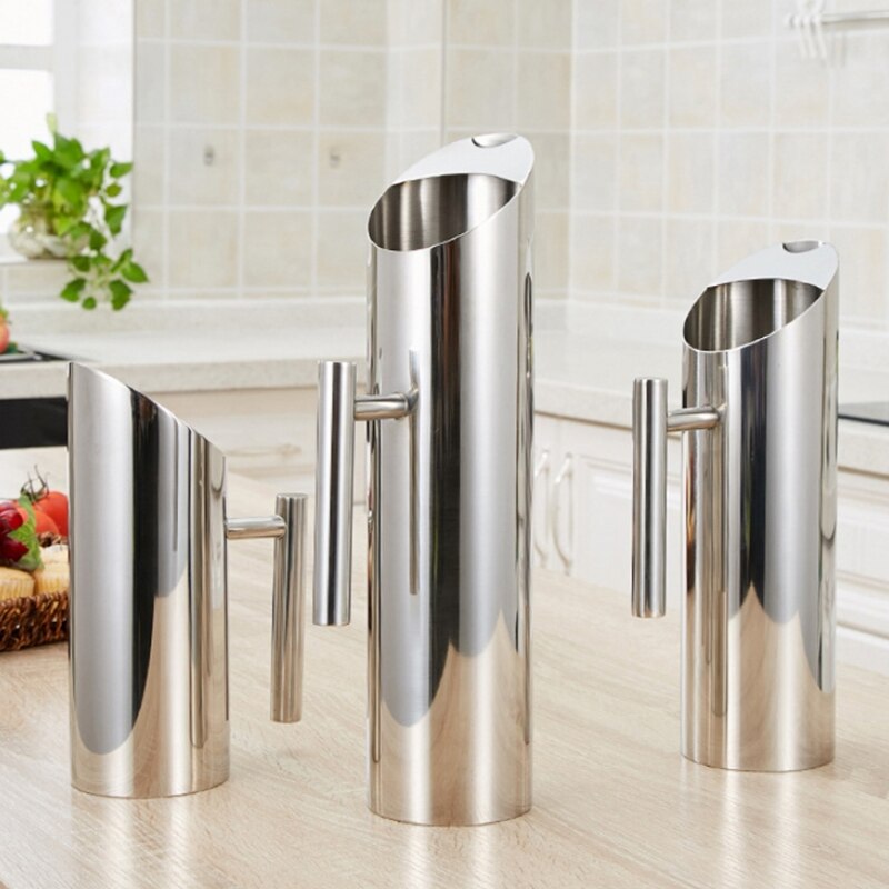 1/1.5/2L Large Capacity Stainless Steel Water Pitcher Carafe With Ice Guard Cold Drinking Fruit Infused Home Hotel Serving Tool