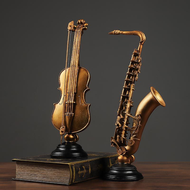 Noordse vintage viool saxofoon model ornamenten muziekinstrument standbeeld huisdecoratie woonkamer sculptuur moderne kunst ambachten