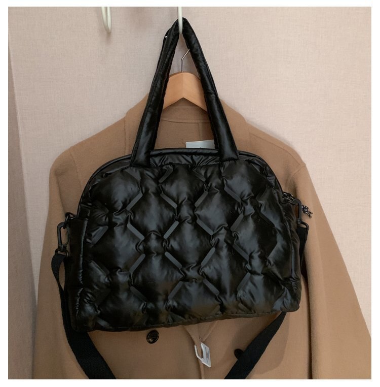 Bolso de mujer de gran capacidad para Otoño e Invierno , Chaqueta de algodón de un hombro a la , bolso de mensajero que combina con todo: Negro