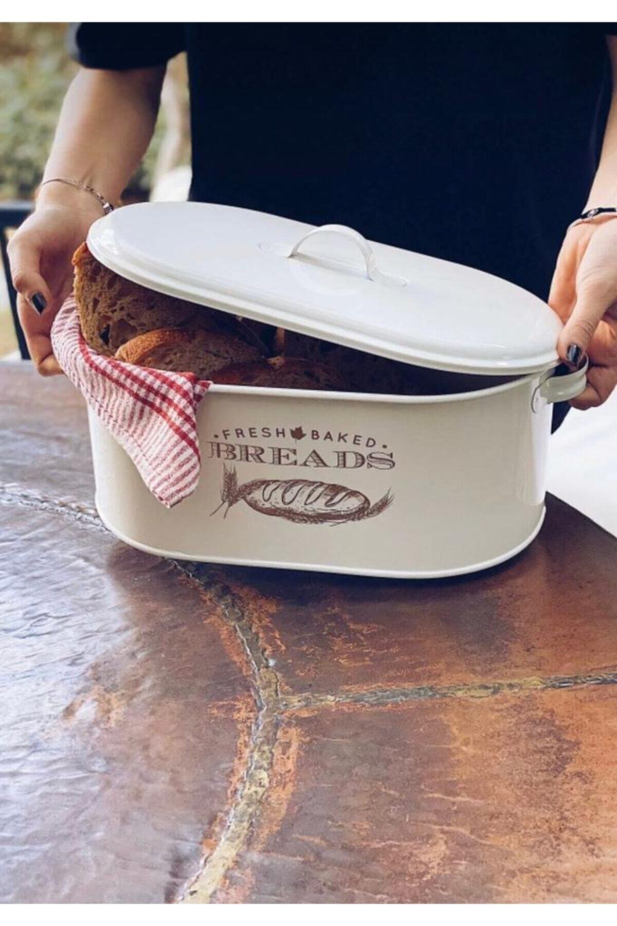 White Italian Style Metal Breadstuff