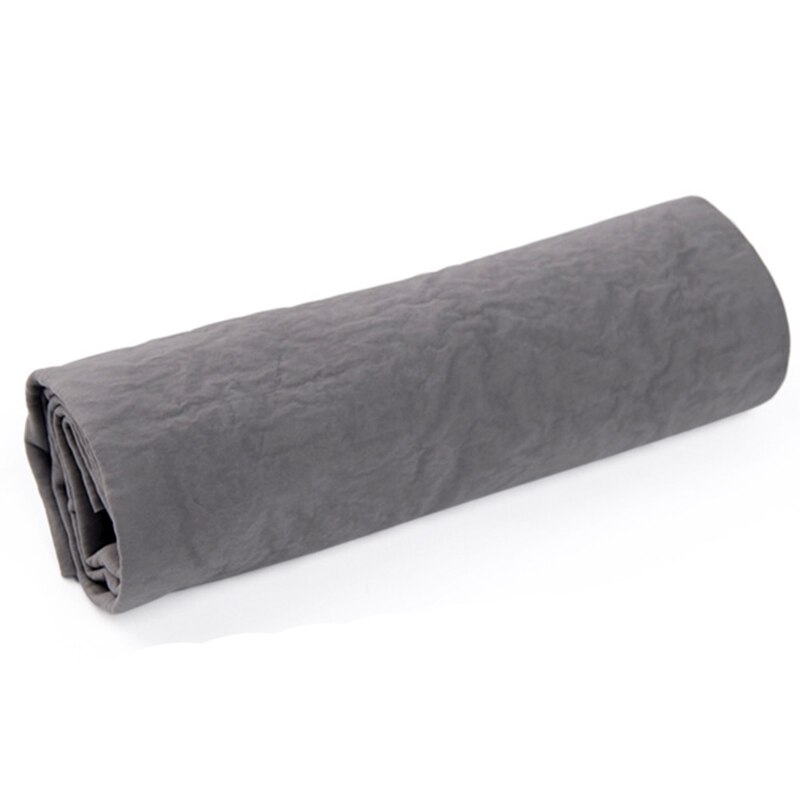 Pampers Babywisselmat, 12 draagbare luierwisselmatten en -hoezen, superabsorberende kern en waterdicht achterblad, 60 x 60 cm Pampers Babywisselmat, 12 draagbare luierwisselmatten en -hoezen, superabsorberende kern en waterdicht achterblad, 60 x 60 cm
