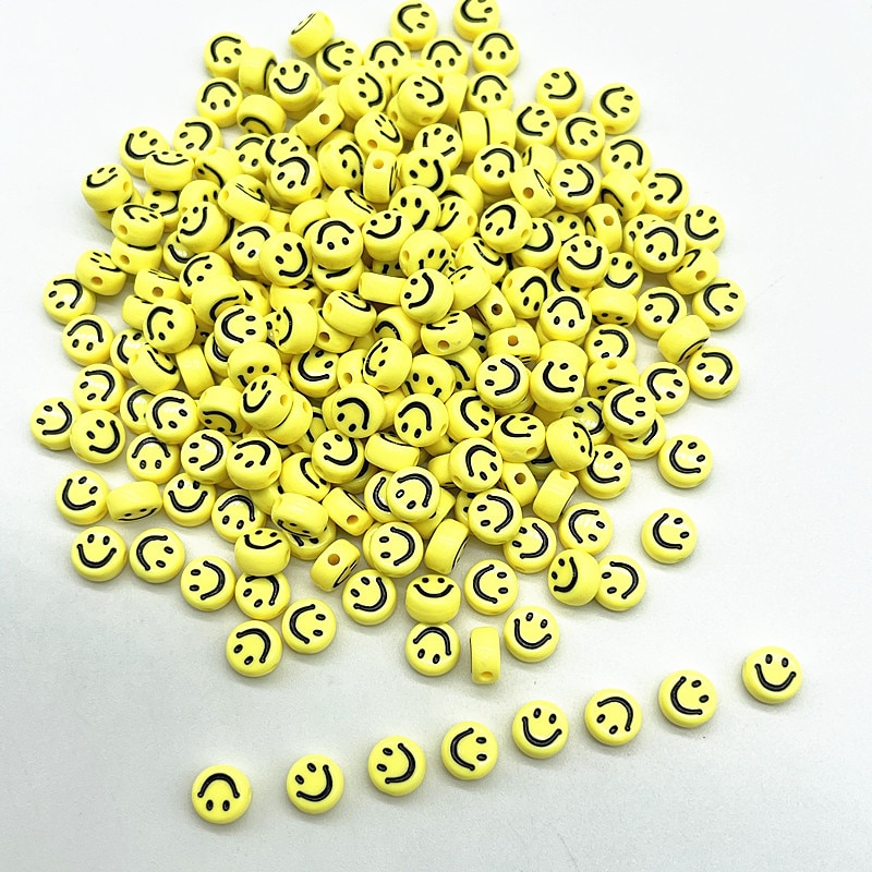 100 stücke 7*4mm Yellow Lächelndes Gesicht Brief Acryl Lose Spacer Perlen für Schmuck Machen DIY Armband Zubehör