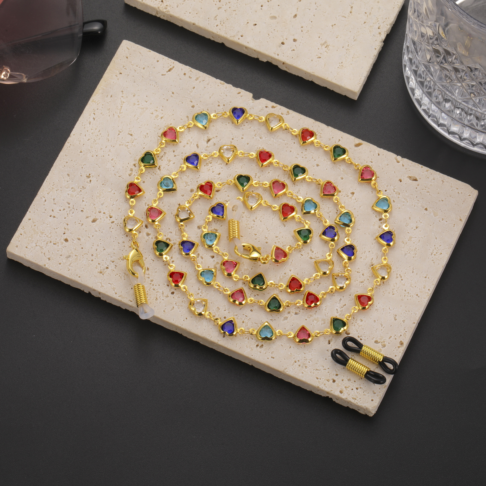 Gekleurde kristallen hartvormige brilketting roestvrijstalen dameszonnebrilketting modieuze Boheemse sieradenaccessoires