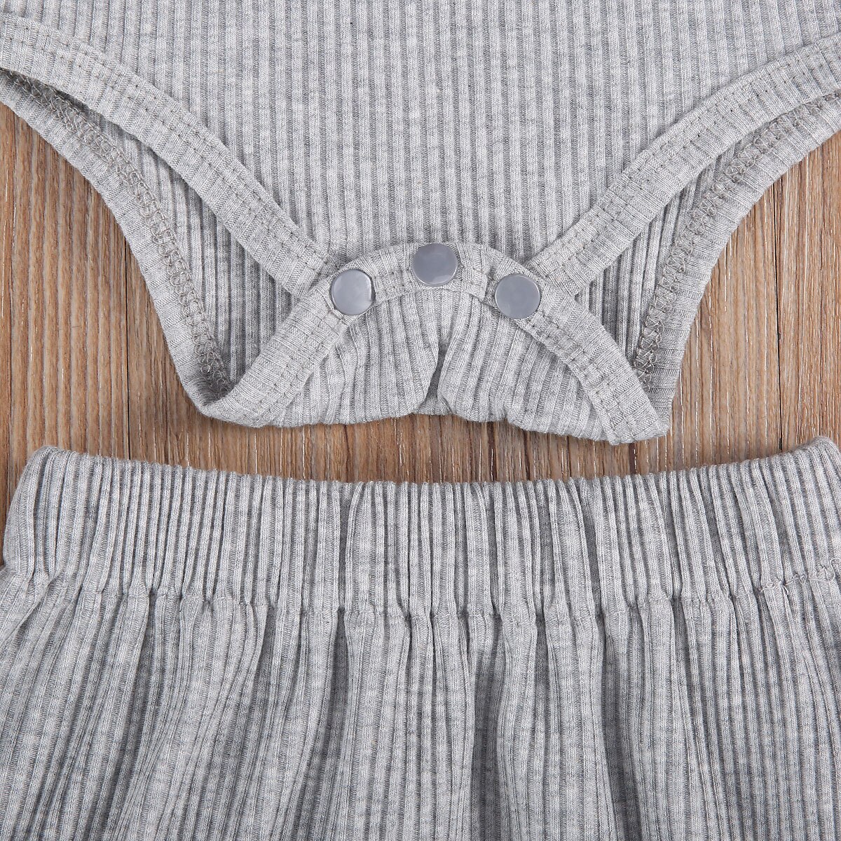 Cathery newborn kledingpak peuter babymeisje effen kleur gerimpelde vliegende mouw romper shirt + broek + strik hoofdband 3 stuks