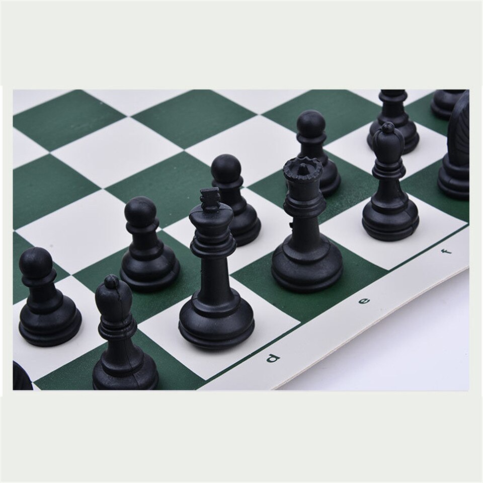 Plastic Chess Set Chessman Cartridge Type International Chess Game Folding Checkerboard Chess Pieces BSTFAMLY I35