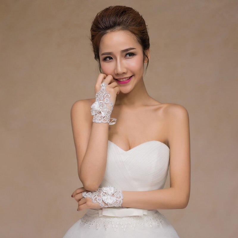 Guantes Blancos cortos de boda para mujer, guantes para novia sin dedos, de encaje rojo, accesorios de boda