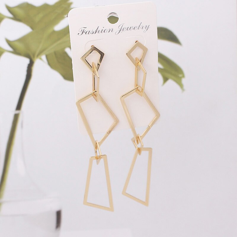 Pendientes colgantes de Metal de Color dorado , pendientes largos geométricos huecos para mujer, joyería para banquete, de: Color amarillo dorado claro