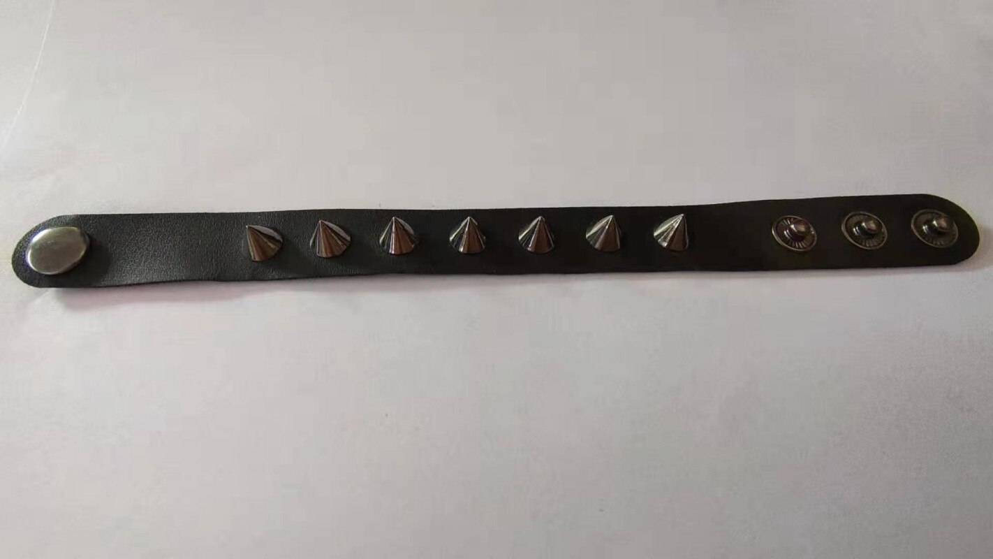 Straße Punk gotisch Jahrgang gespickt Niet Leder Armband Charme Armbänder Pro Frauen einzigartig spitz Armband: Stil1 Schwarz