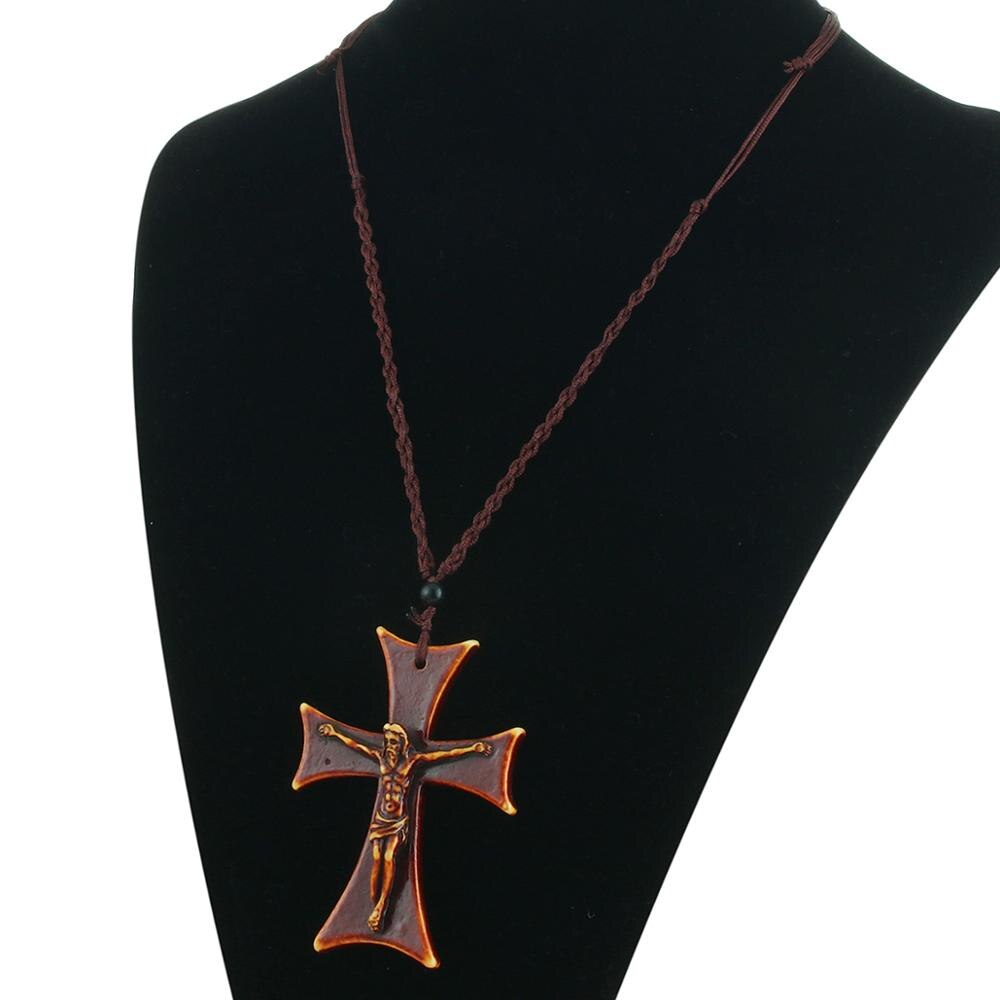 Retro röd akryl krucifix jesus hänge halsband herr riddare maltesiska järn kors halsband justerbara rep kedja smycken