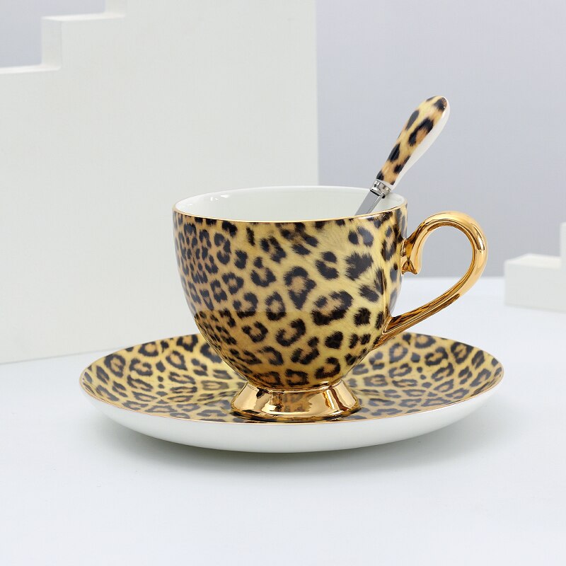 Porzellan Kaffee Tasse und Kaffee Tasse Erzähler einstellen Knochen China Geschirr Getränk Leopard drucken Luxus Steak Geschirr: Kaffee Tassen