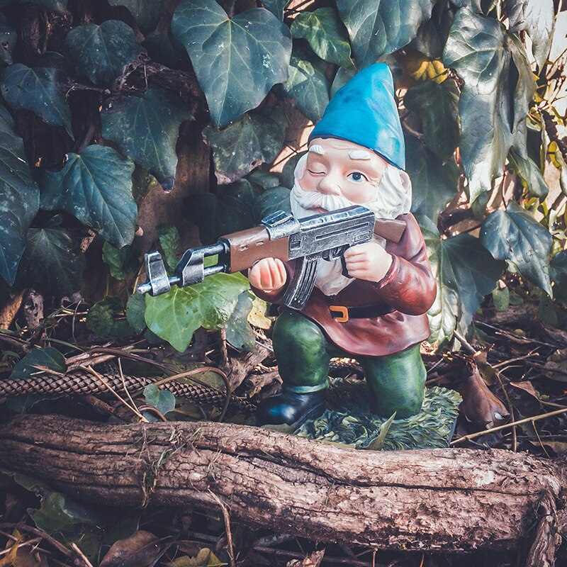 Funny Army Gnome Garden Statue Resin Desktop Lawn Ornament Figure Sculpture Outdoor Home Yard Decor Garden Decoration Statues