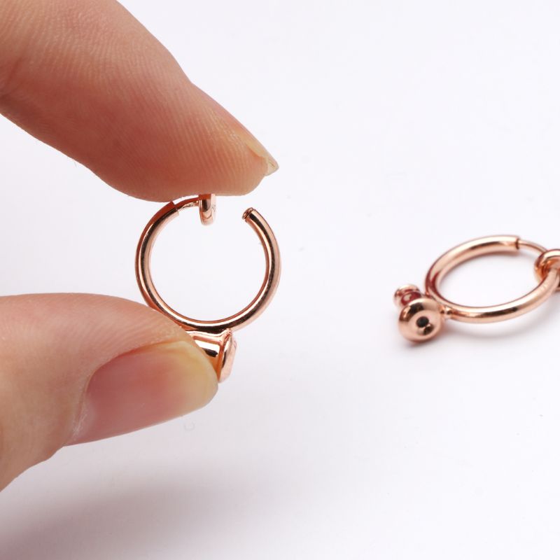 1 paio di clip Su Orecchino ad anello Convertitori no-trafitto Trasformare Qualsiasi Della Vite Prigioniera in UN clip-in poi