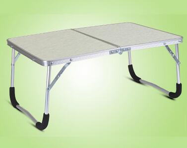 62*42*27cm bærbar skridsikker seng tablet pc skrivebord foldbar bærbar skrivebord: Sølv