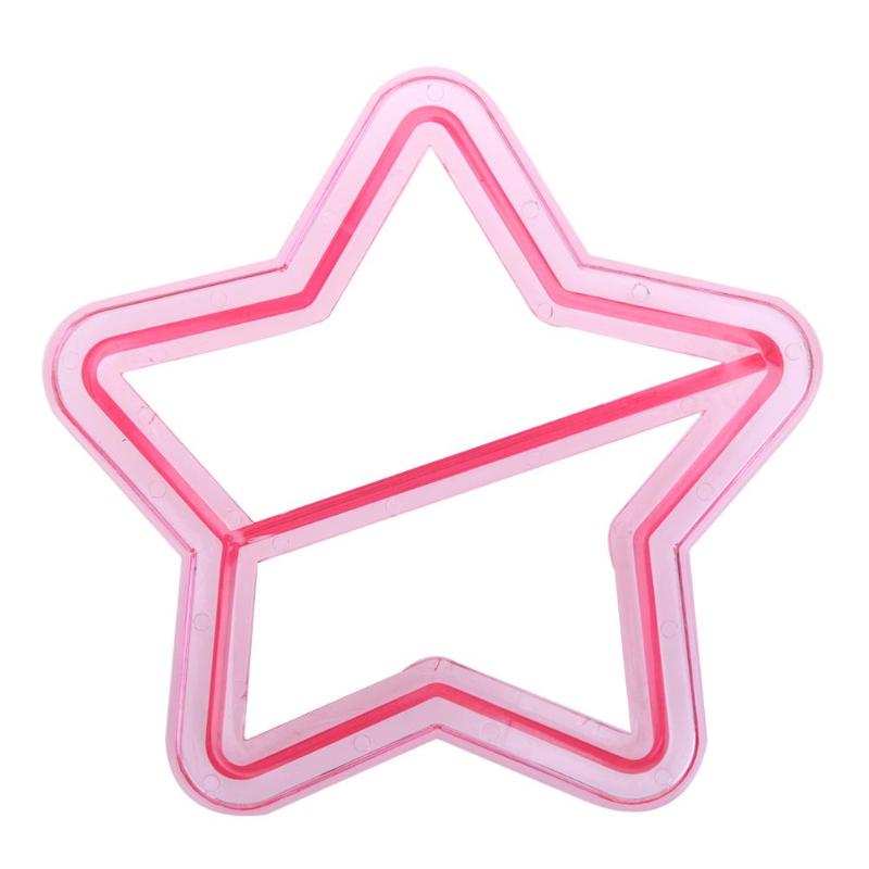 1pcs Food Grade Plastic DIY Sandwiches Cutter Mould Food Cutting Die Bread Biscuits Mold Home Caking Tools: Star