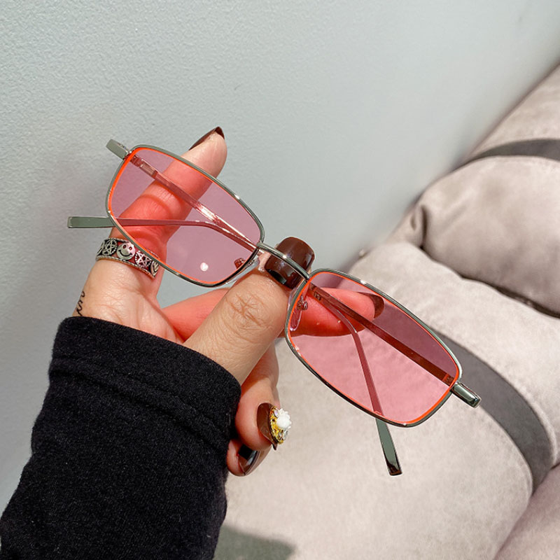 Nuevas gafas de sol rectangulares pequeñas Vintage para hombres y mujeres, gafas de sol cuadradas Punk a la , gafas de sol de con marco de Metal, gafas de conducción negras: Gris