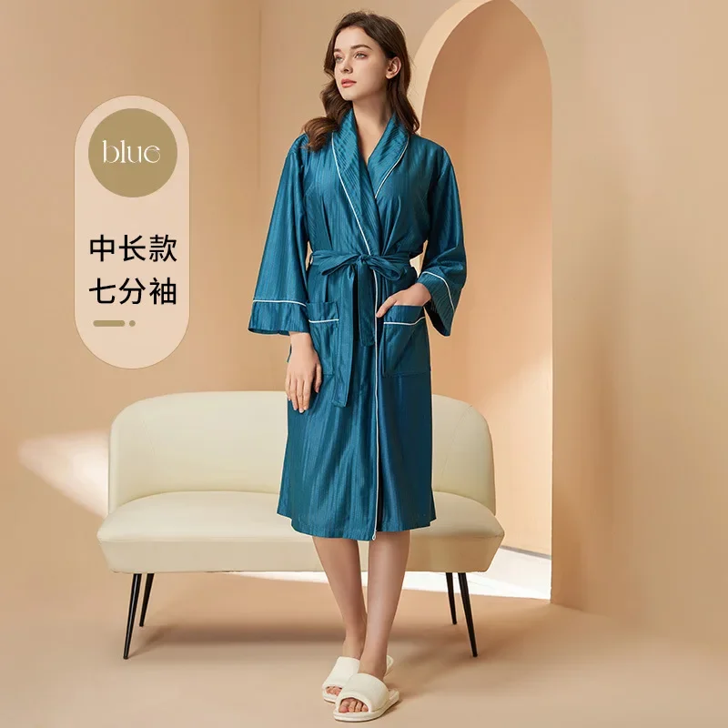 Bata de satén sedoso para parejas, ropa de dormir con estampado de rayas, Kimono, albornoz, ropa de casa holgada, ropa de dormir para primavera y verano: M / Gris