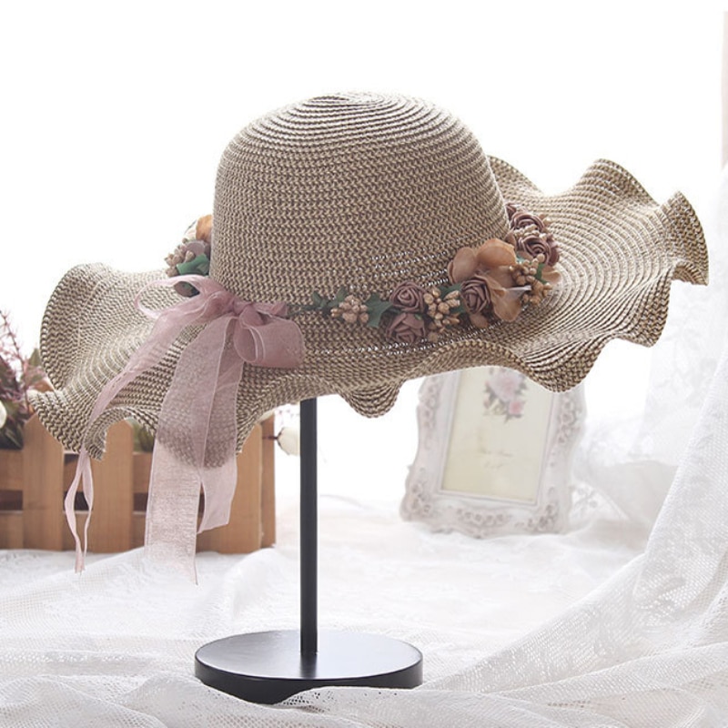Ht1689 korea stil kvindelige hatte til sommer solid anti-uv bred skygge floppy hatte damer blomst krans strand hatte bølge brim sol hat