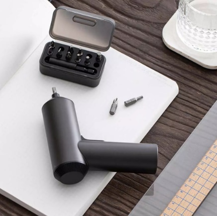 Originale Xiaomi Norma Mijia Cacciavite Elettrico senza fili Brevetto 2000mAh Batteria Ricaricabile 5N.M Coppia 12PC S2 morso PH H SL