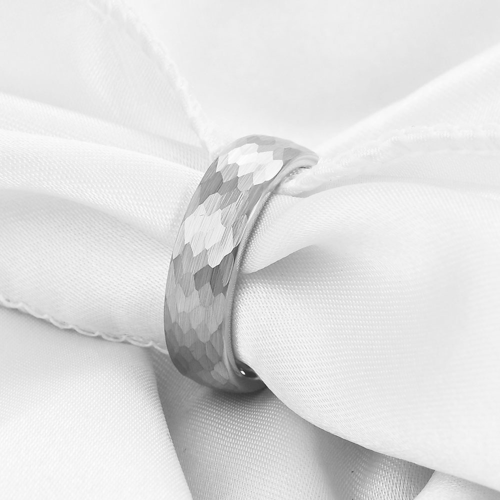 Anillos de carburo de tungsteno martillados en oro/negro/plata de 6 mm para hombres y mujeres