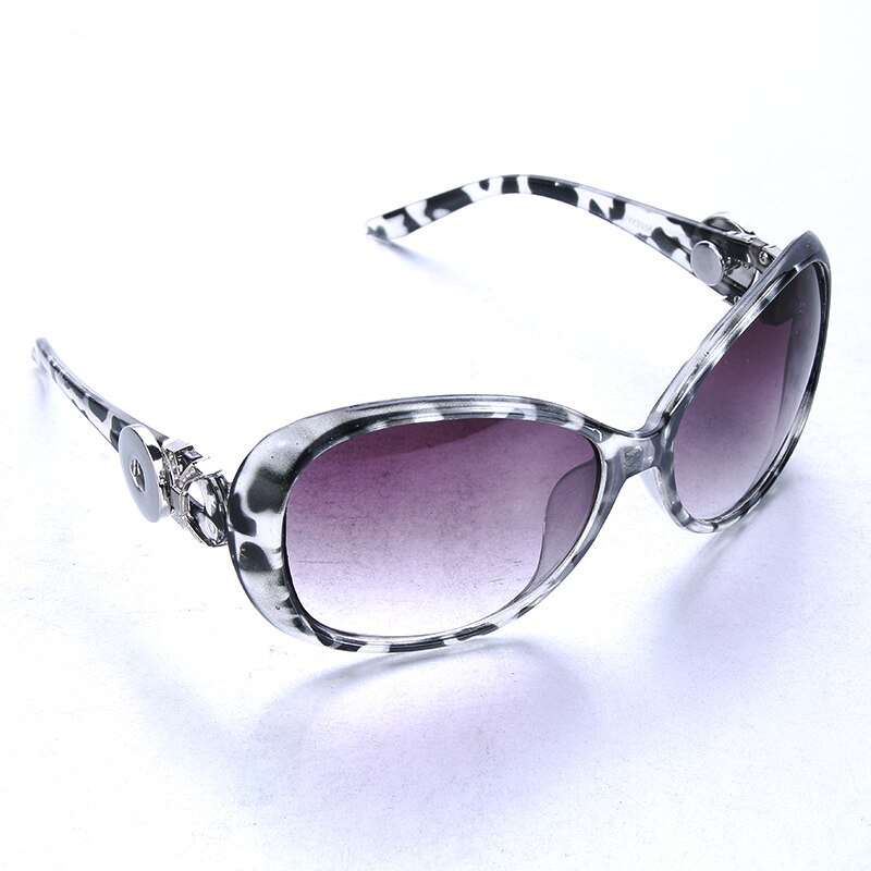 5 farver boom life snapknapp solbriller retro ovale briller briller solbriller passer 18mm snap knap til kvinder snap smykker: Hvid