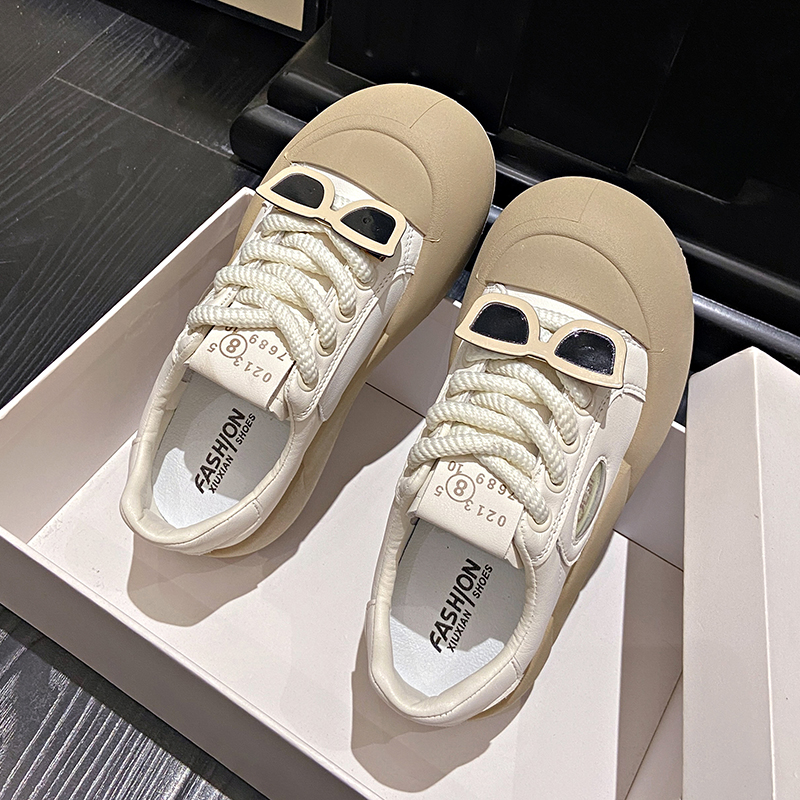 CRLAYDK 2024 Nuovo Designer Carino Donne Occhiali Da Ginnastica Big Toe Piattaforma Scarpe di Moda Slip On Skateboard Walking Tennis per le Ragazze