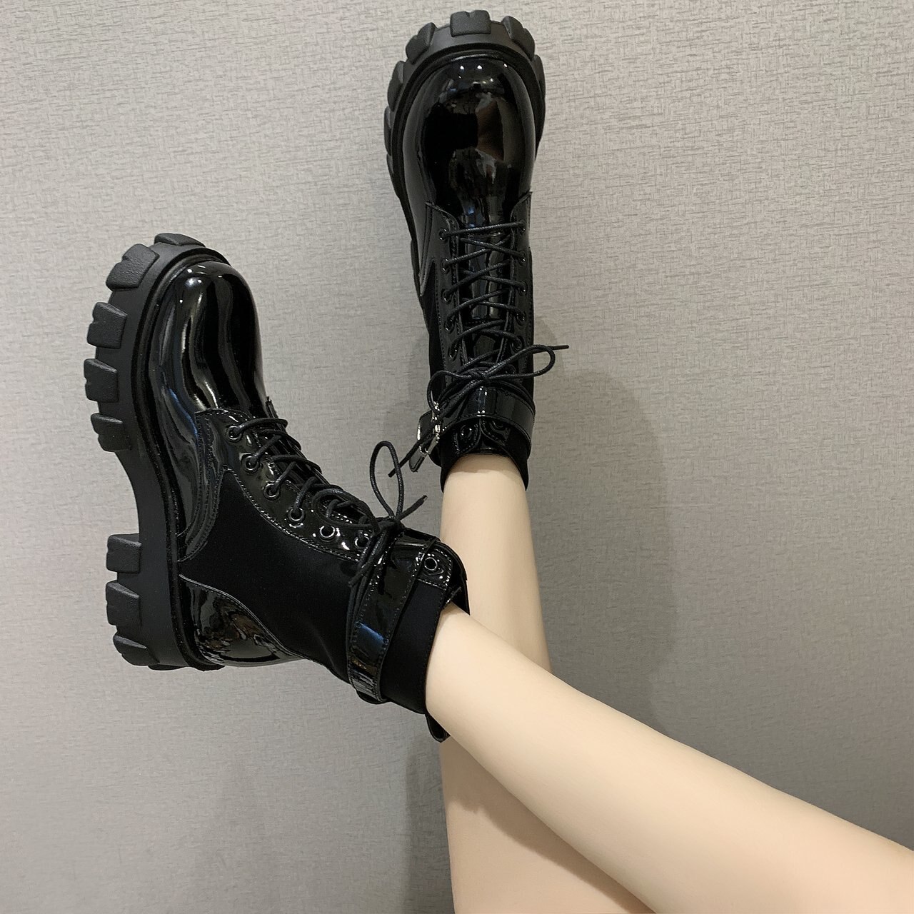 chaussures femme à lacets bottes épaisses bout rond chaussures femme boucle plate-forme en cuir PU bottines talons hauts