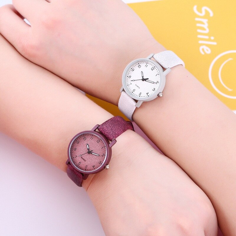 Creatieve Vrouwen Casual Quartz Lederen Band Band Horloge Analoog Rose Goud Vrouwen Horloge Staal Luxe Dames horloge