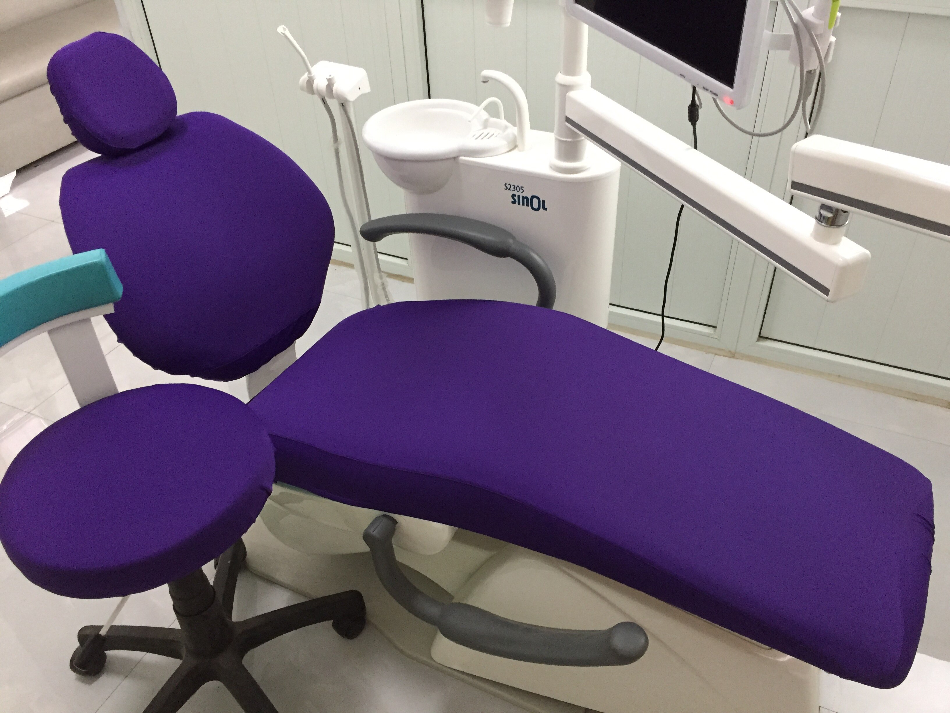 Funda de tela para silla de dentista, Protector de taburete, mangas lavables, respaldo morado oscuro