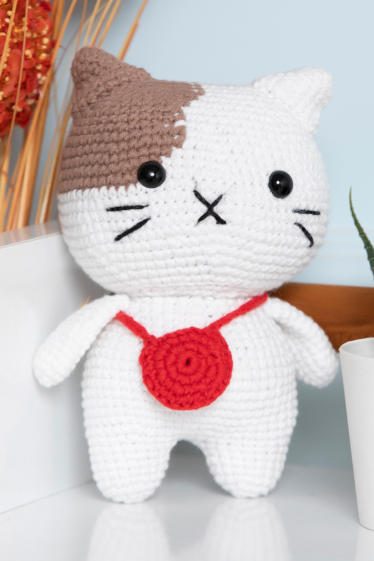 Gato bonito dormindo amigo amigurumi (17 cm): Coffee Ear