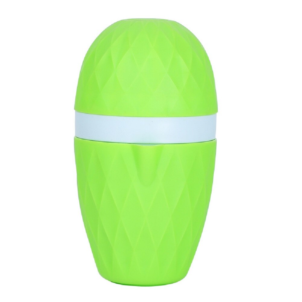 Squeeze Bottle Multi-function Manual Citrus Juicer Mini Baby Juice Cup Squeezer Lid Rotation Press Reamer Kitchen supplies: Green