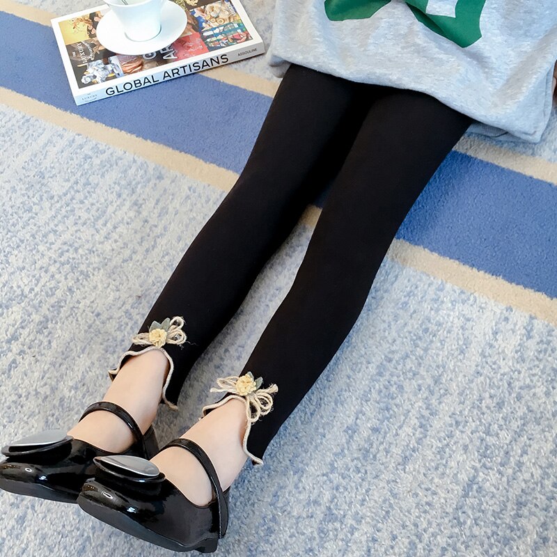Leggings autunnali per ragazze primavera pantaloni per bambini con fiocco carino gonna per bambini pantaloni coordinati bambini collant neri capispalla abiti: 150