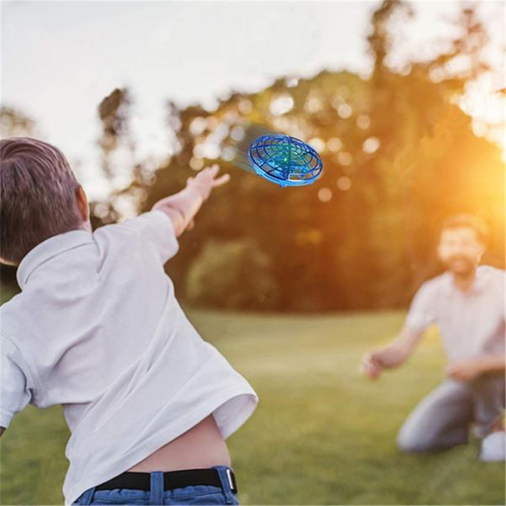 Anti-colisión Vliegende Helikopter magia OVNI de mano Bal Vliegtuigen detección Mini Inductie Drone niños Elektrische Elektronische Sp