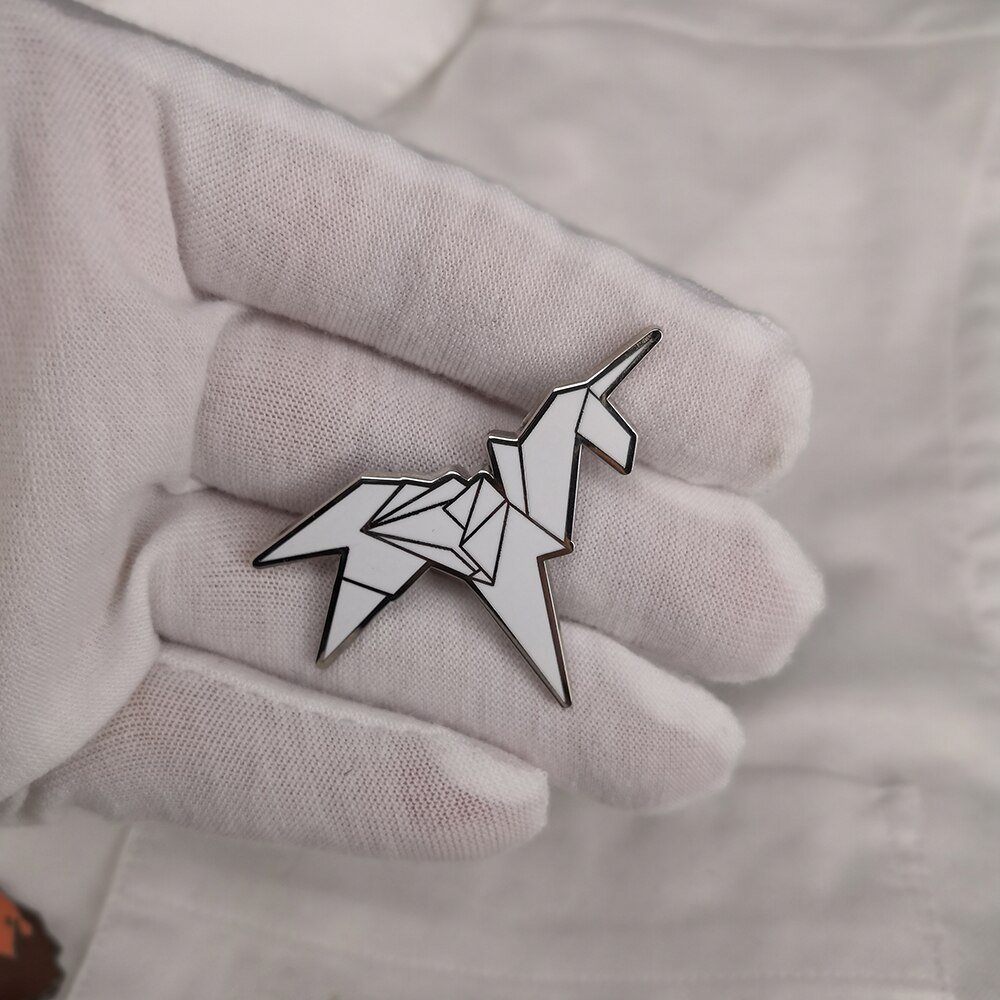 Origami unicorn blade runner pin badge