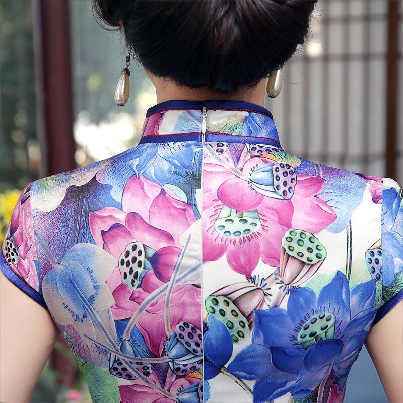 Zomerse korte mouwen bedrukte retro slanke lange cheongsam zijden dubbellaagse show catwalk cheongsam jurk qipao bloemenjurken