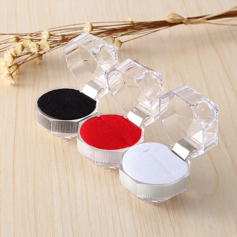 1PC Draagbare Elegante Acryl Transparante Ringen Oorbel Display Box Crystal Bruiloft Sieraden Pakket Box Vitrines 3.8*3.8cm