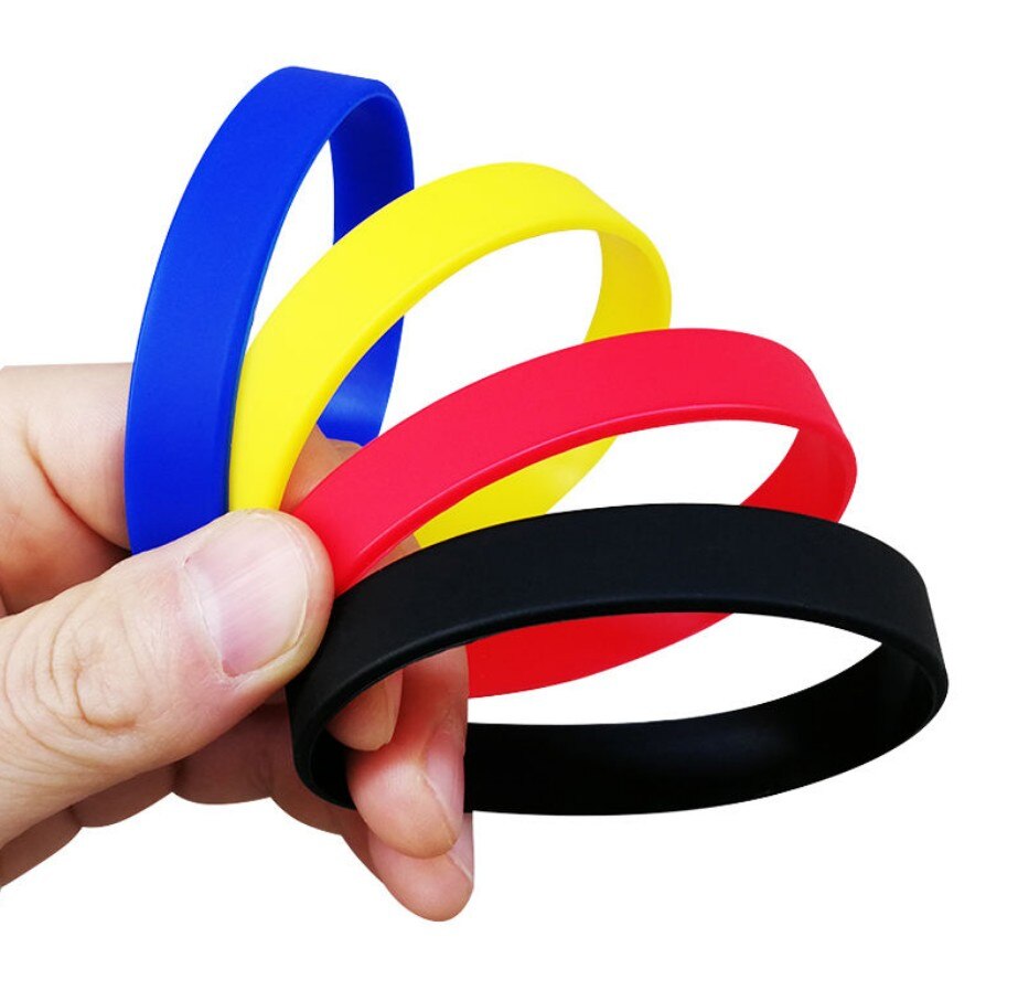 Kleurrijke Siliconen Polsbandjes Sport Armbanden Voor Volwassen Collectie Glow Light Up Rubber Armbanden Mannen Vrouw Fitness Handbands: 4pcs not glow