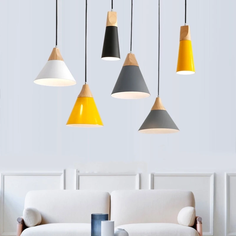 Tre, jern, flere typer pendellamper til spisestue, kjøkkenøy, stue, ledet-lampe, loft, hengende makaron-belysning