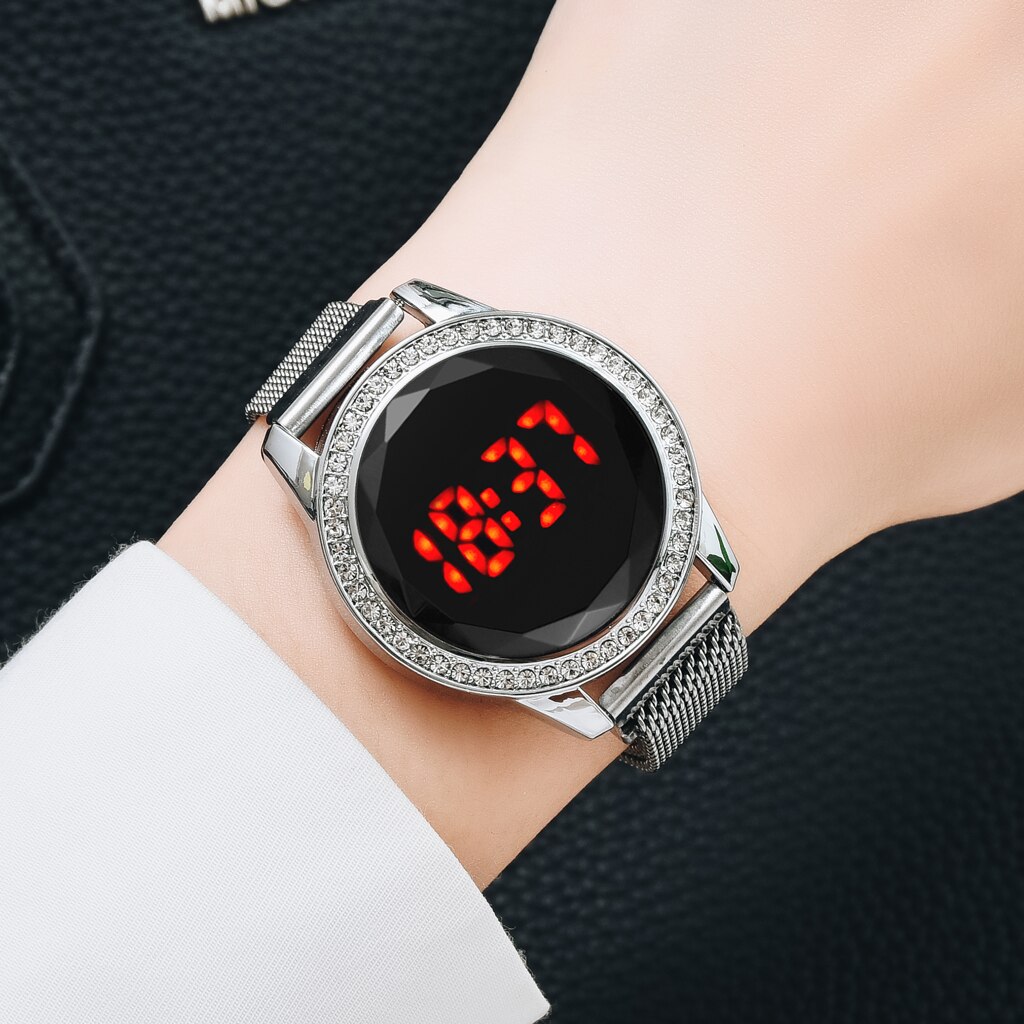 Luxury Women Magnetic Watches Digital Dial Ladies Simple Bracelet Quartz Watch LED Red Dress Watch Relogio Feminino: Silver