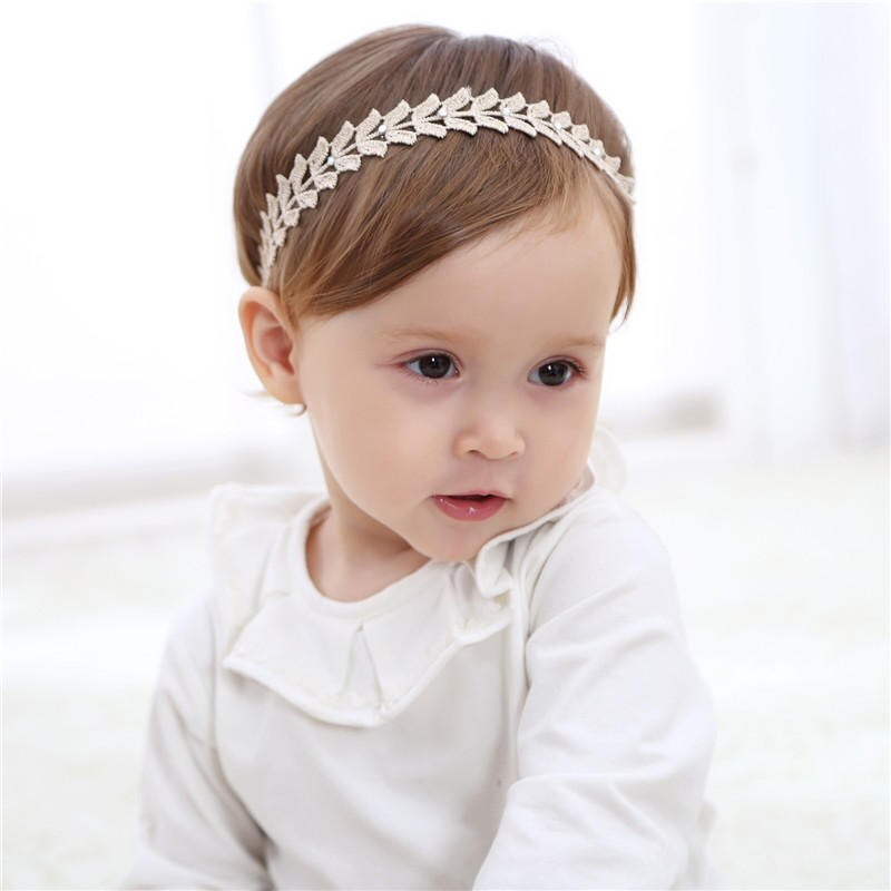 Wecute Gold Lace Baby Hoofdband Meisjes Tulband Hoofddeksels Parel Tiara Baby Peuter Haar Accessoires White Solid Mooie Boog Band