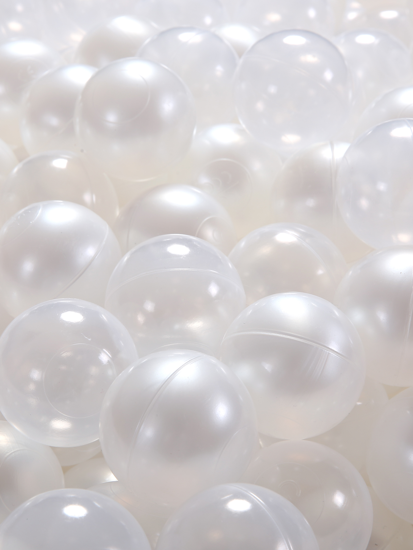 Zagęścić odporne na zgniatanie 5,5 cm 100 szt. Plastikowe kulki do gry w piłkę wielokolorowe perłowo-białe i przezroczyste dla dzieci bawią się z torbą: Multicolor