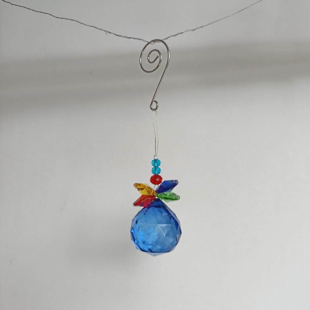 Farge diy krystaller anheng glassperler lysekrone krystaller prismer suncatcher håndlaget krystall hengende ornament hjem dekor: Marineblå