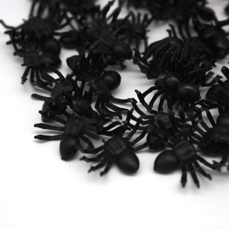 50x Plastic Zwarte Spin Truc Speelgoed Halloween Spookhuis Prop Decor