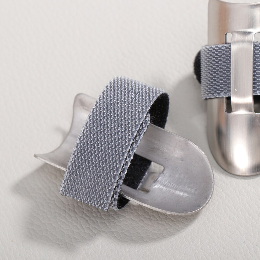 2PCS Finger Protector Adjustable Convenient Stainless Steel Finger Guard Kitchen Accessory for Cutting Dicing Peeling Skinning