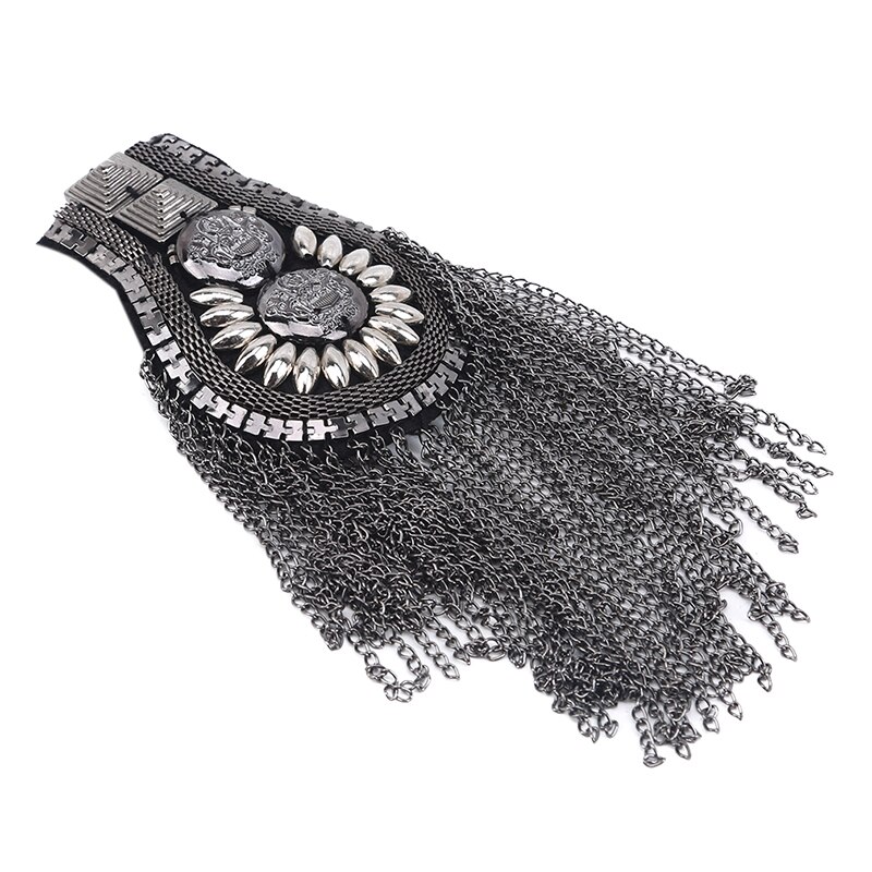 British Style Brooch Small Suit Shoulder Strap Multi Tassel Rivet Epaulet Epaulette Pin On Women Men Suit Accessories: dark gray