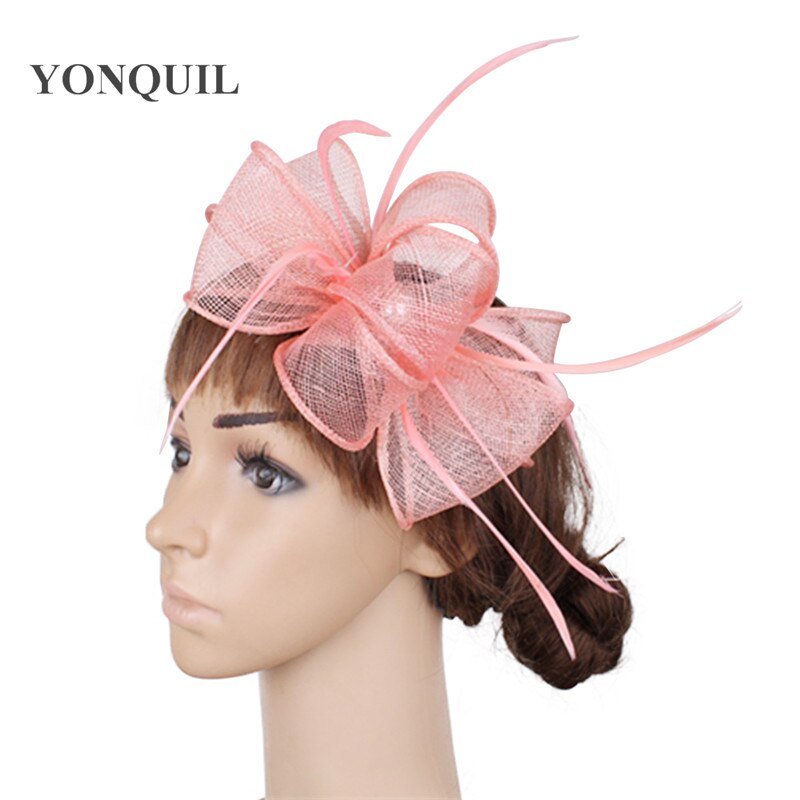 Sinamay bröllopshuvudbonader för kvinnor dam fascinator hatt hårklämma underbara dam fest middag huvudbonad fjädrar hatt