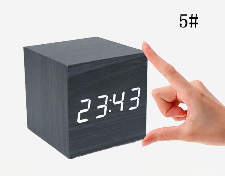 Mini vierkante Voice control functie LED klok Mode Houten meubelen klok Temperatuur en tijd digitale klok