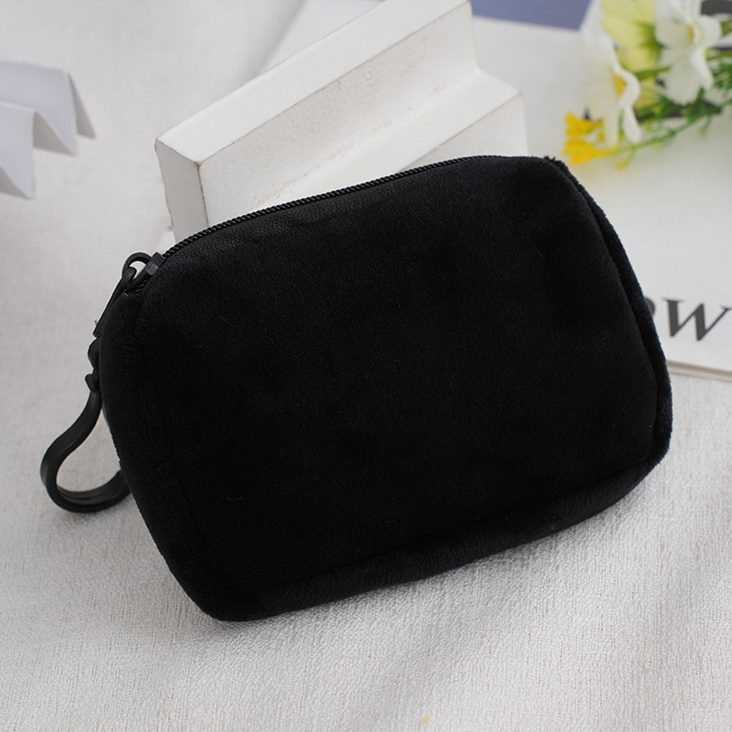 Solid Color Plush Coin Purses Mini Coin Wallet Storage Bag Card Holder Credit ID Wallet Pocket Women Girls Female Coin Purse Zip: black