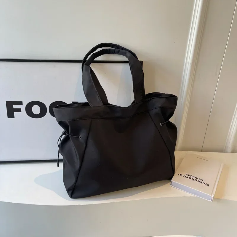 Bolso de mano informal de gran capacidad para mujer, bolso de viaje sencillo, bolso de hombro grande, bolsos estéticos, bolso de mano con cordón: Negro